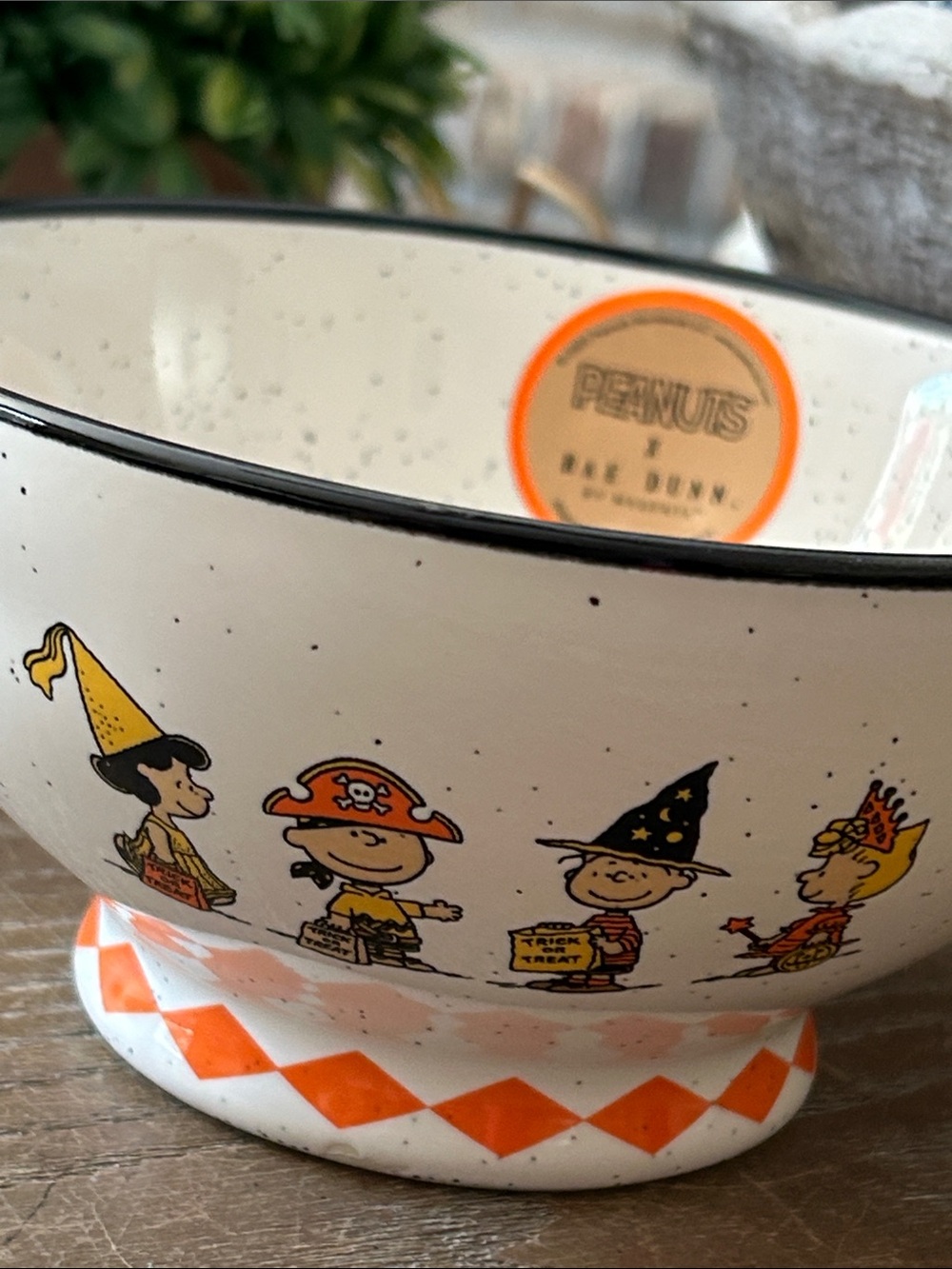 NEW! Rae Dunn Peanuts Halloween Trick-or-Treat Ceramic Candy Bowl - Picture 3 of 7
